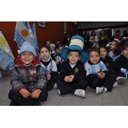 Festejos por el Día de la Bandera con los niños de Jardín